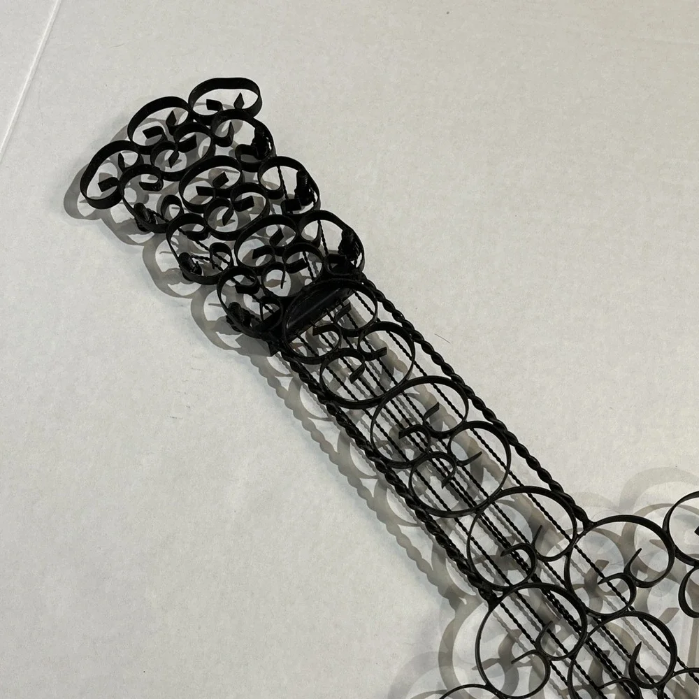 Vintage Guitar Metal Scrollwork Wall‎ Hanging Decoration 27